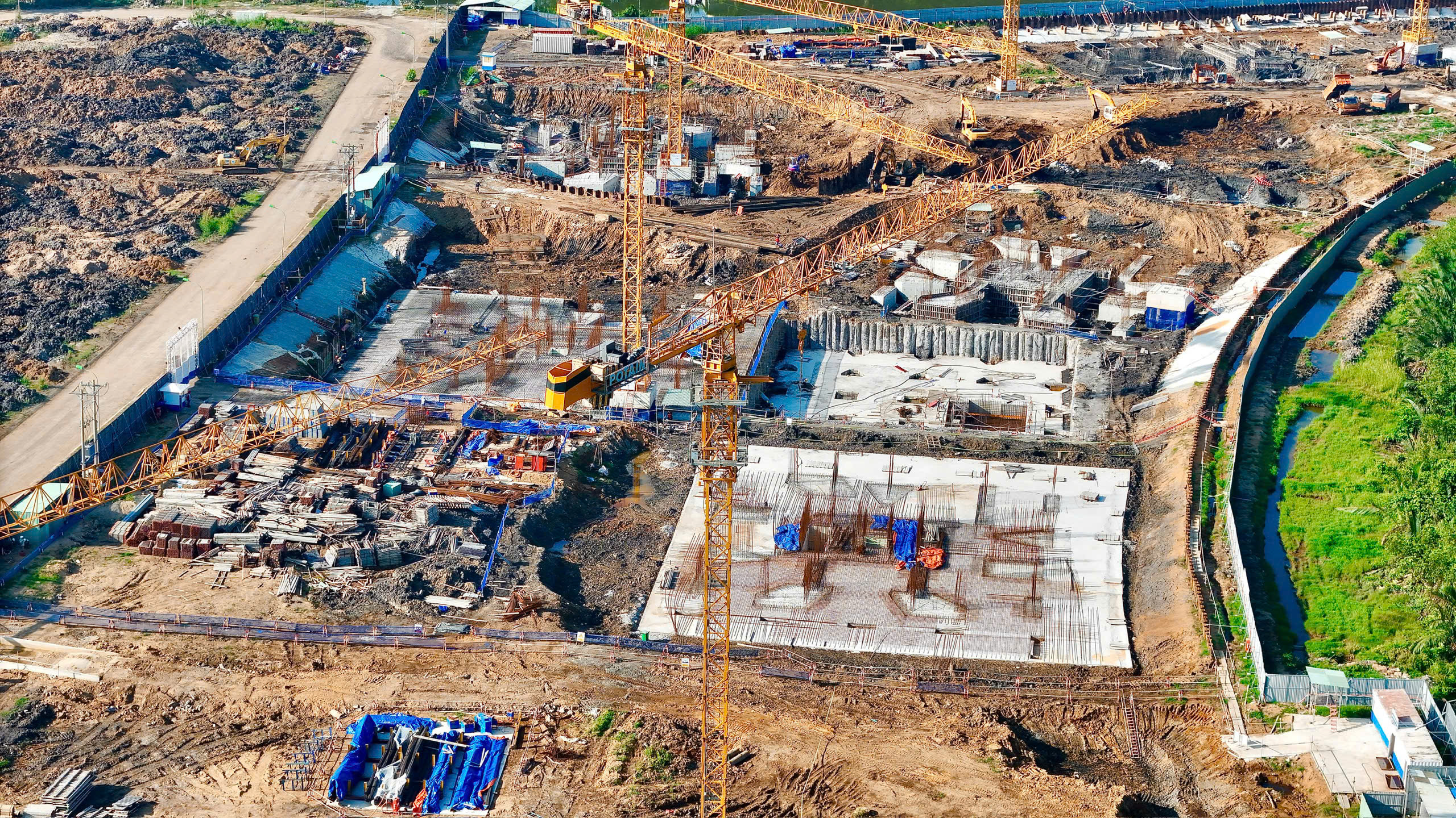 20e0524b 8c97 45a2 9836 ee995408b7d5